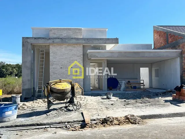 Casa 3 quartos e 1 banheiro, à venda, no bairro São Cristóvão em Concórdia