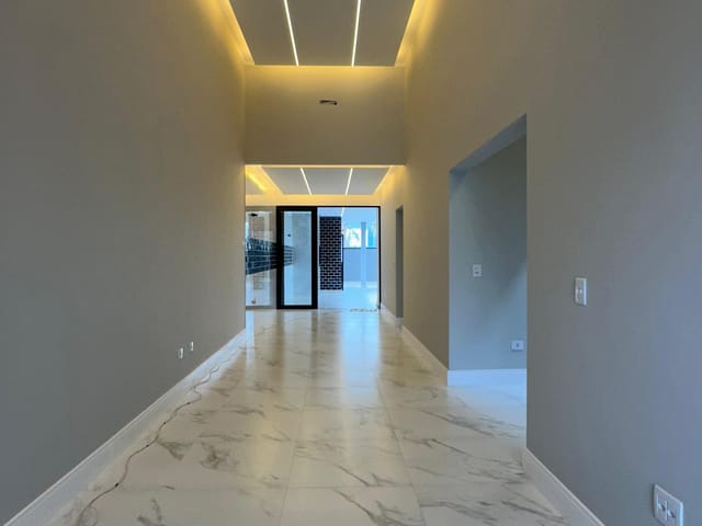 Casa com 199m² 3 quartos e 3 banheiros, à venda, no bairro Nereidas em Guaratuba