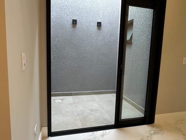 Casa com 199m² 3 quartos e 3 banheiros, à venda, no bairro Nereidas em Guaratuba
