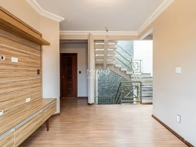 Casa 5 quartos e 6 banheiros, à venda, no bairro Guará II em Brasília