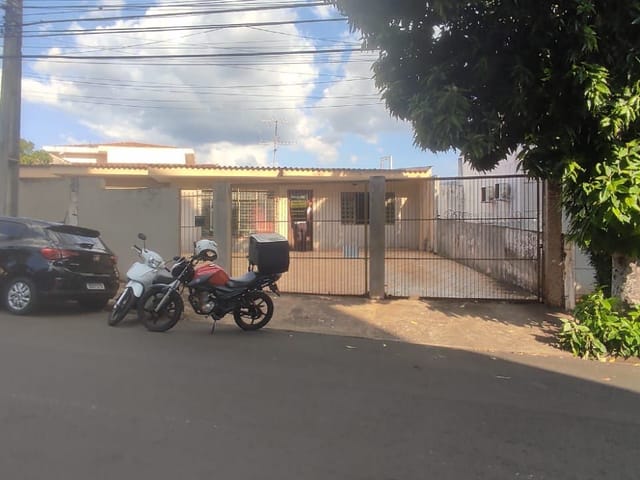 Foto do Casa - Casa com 3 dormitórios, 140 m² - venda por R$ 1.200.000 ou aluguel por R$ 5.000/mês - Vila Ipiranga - Londrina/PR | Imobiliária Natal LTDA