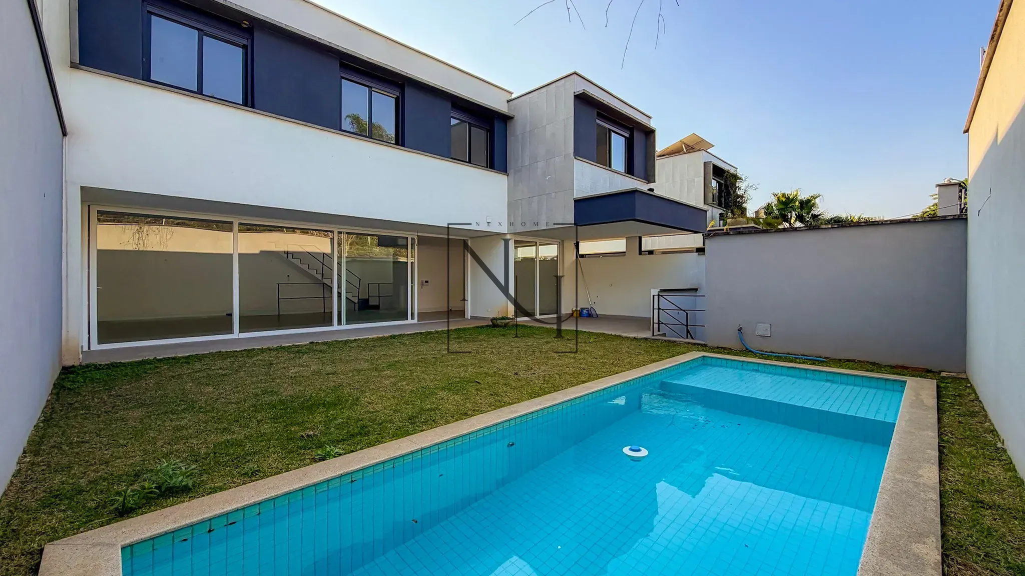 Casa, 4 quartos, 427 m² - Foto 1