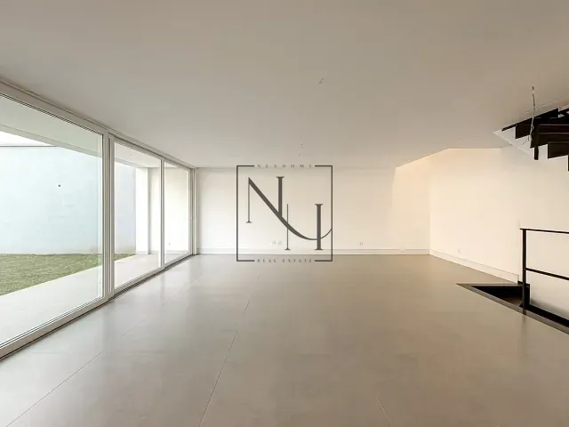 Casa com 427m² 4 quartos e 6 banheiros, à venda, no bairro Campo Belo em São Paulo