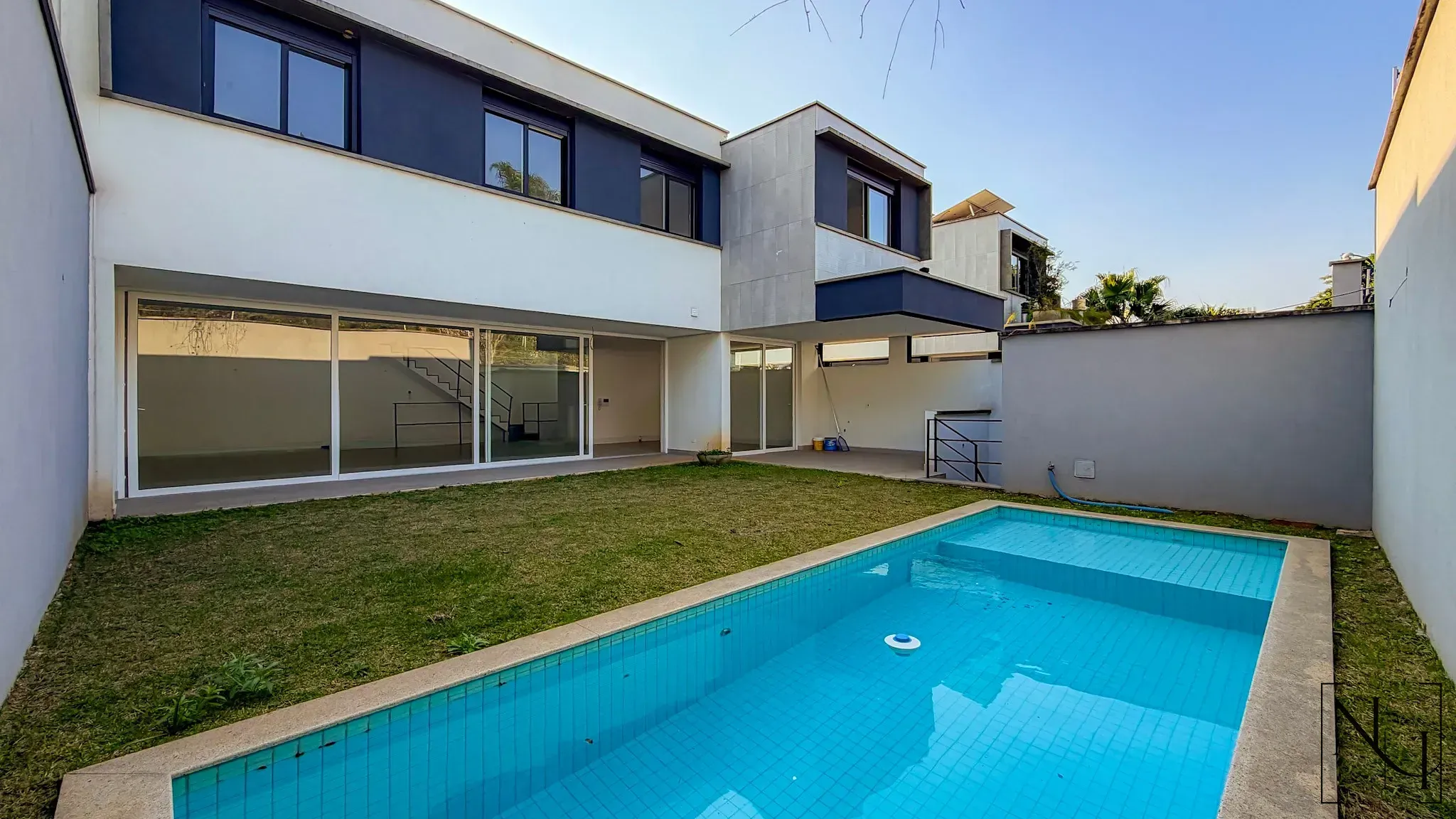 Casa, 4 quartos, 427 m² - Foto 1