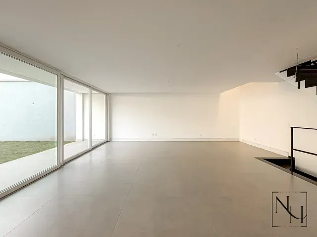 Casa com 427m² 4 quartos e 6 banheiros, à venda, no bairro Campo Belo em São Paulo