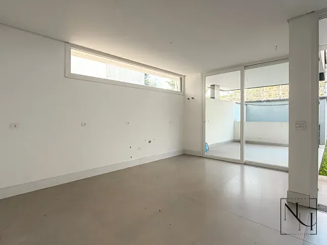 Casa com 427m² 4 quartos e 6 banheiros, à venda, no bairro Campo Belo em São Paulo