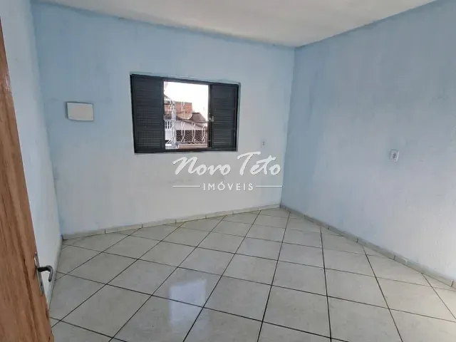 Casa 2 quartos e 1 banheiro, para alugar, no bairro Jardim Pararangaba em São José dos Campos