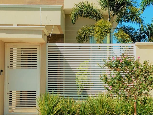 Casa com 396m² 3 quartos e 3 banheiros, à venda, no bairro Parque Villa Lobos em Olímpia