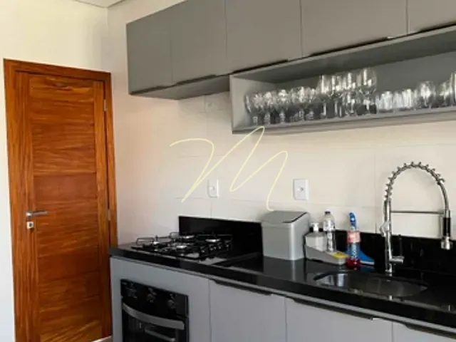 Casa com 450m² 4 quartos e 6 banheiros, à venda, no bairro Olivença em Ilhéus