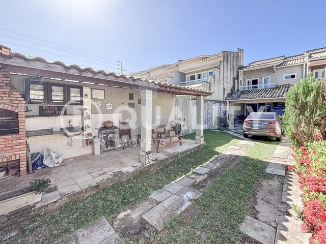 Casa com 242m² 4 quartos e 4 banheiros, à venda, no bairro Maraponga em Fortaleza