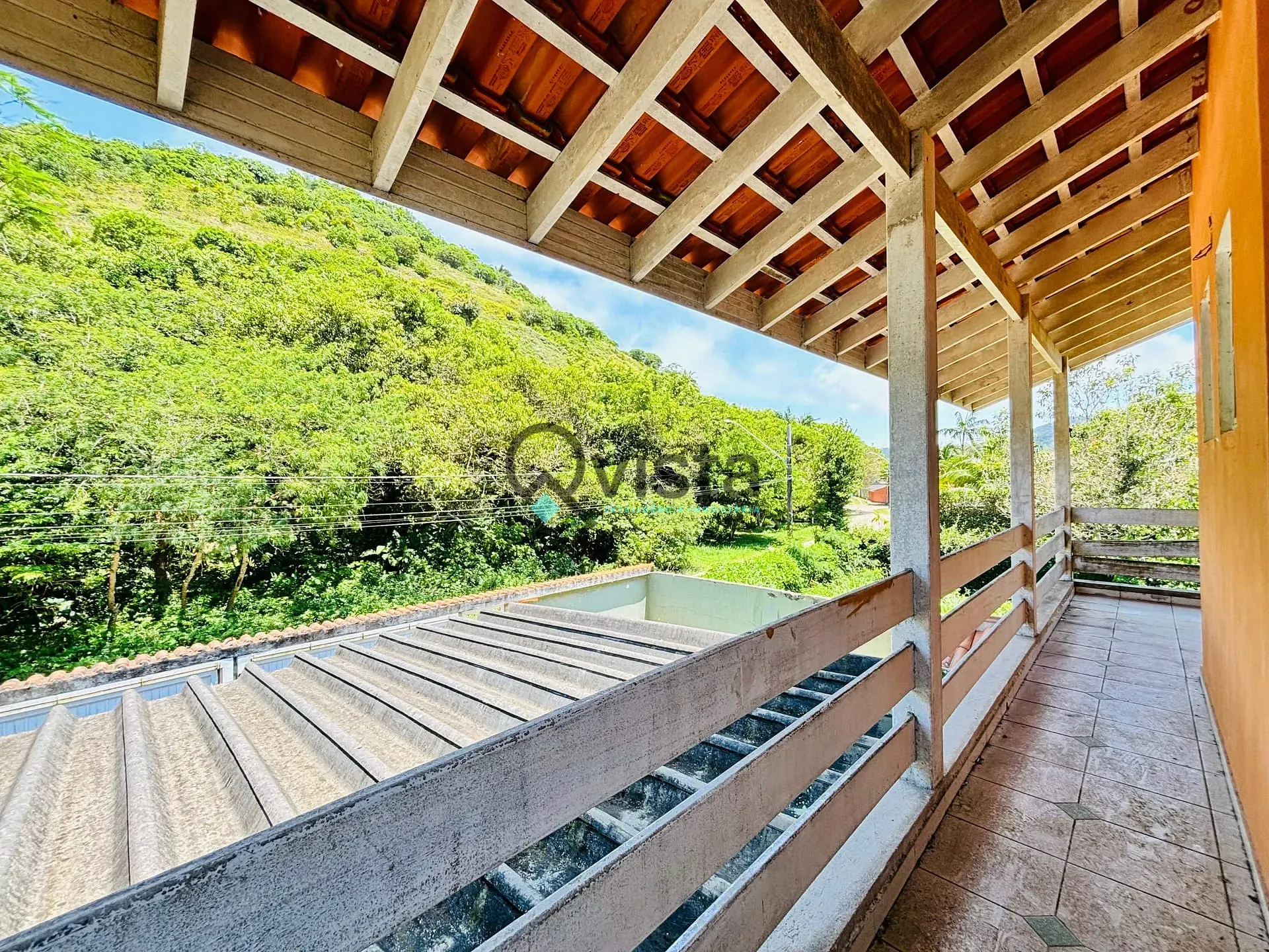 Casa, 4 quartos, 240 m² - Foto 1