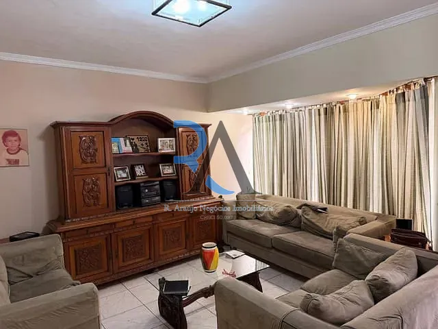 Casa com 300m² 3 quartos e 4 banheiros, para alugar, no bairro Vila Prudente em São Paulo