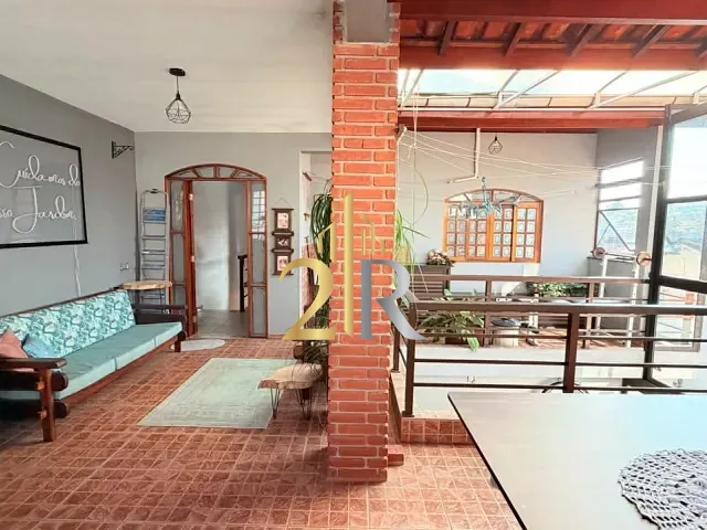 Sobrado com 200m² 3 quartos e 4 banheiros, à venda, no bairro Cidade Dutra em São Paulo