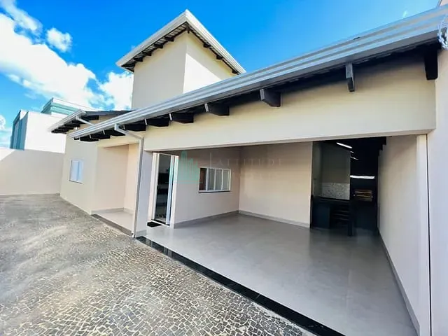Casa com 204m² 3 quartos e 3 banheiros, à venda, no bairro Campo Belo em Catalão