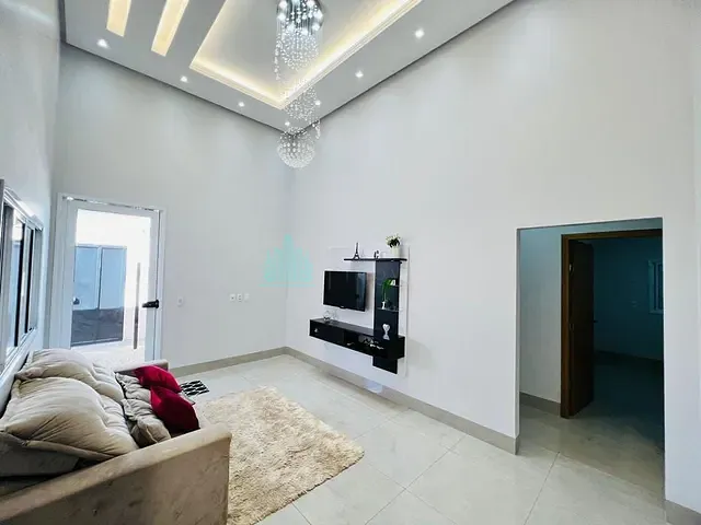 Casa com 204m² 3 quartos e 3 banheiros, à venda, no bairro Campo Belo em Catalão