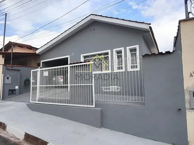 Casa com 250m² 3 quartos e 2 banheiros, à venda, no bairro Jardim Orminda I em Guaxupé