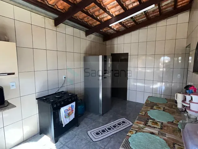 Casa 4 quartos e 2 banheiros, à venda, no bairro Santo Antônio em Patrocínio