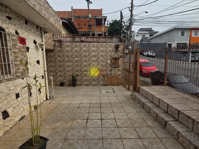 Casa com 201m² 4 quartos e 2 banheiros, à venda, no bairro Vila Império em São Paulo