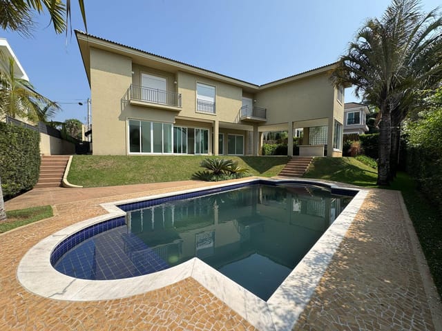 Casa com 821m² 4 quartos e 6 banheiros, à venda, no bairro Tamboré em Santana de Parnaíba