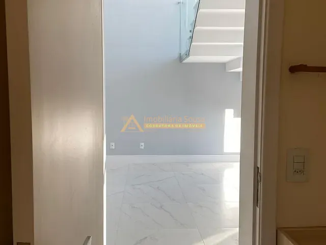 Casa com 300m² 3 quartos e 4 banheiros, à venda, no bairro São Venâncio em Itupeva