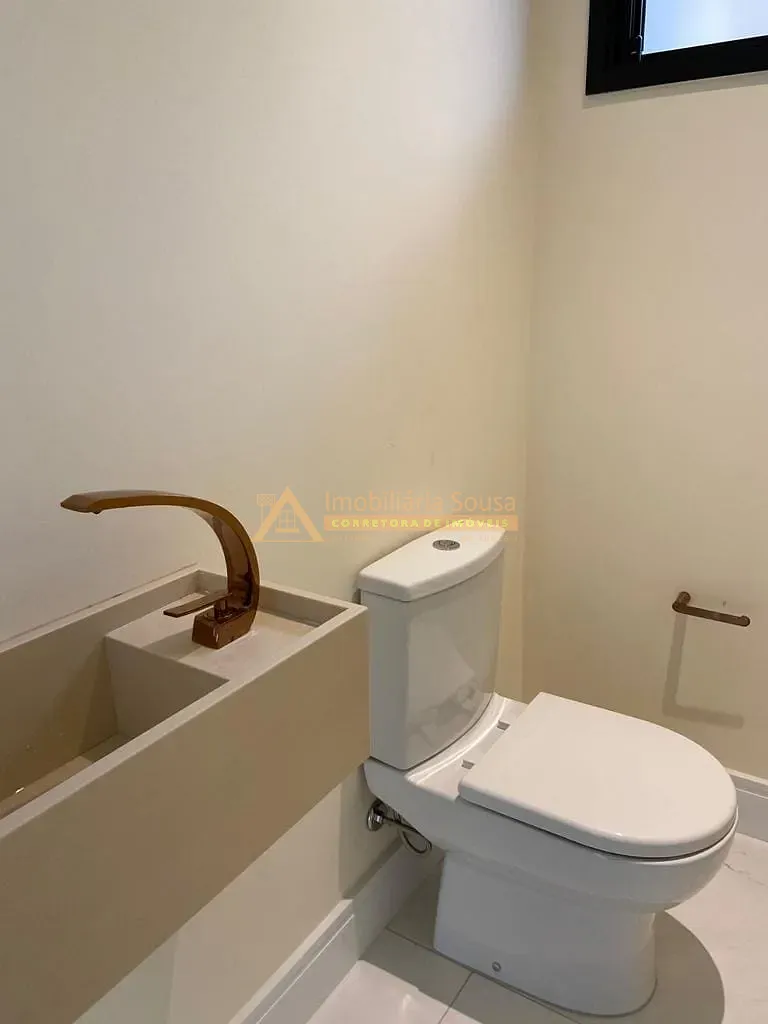 Casa, 3 quartos, 222 m² - Foto 2