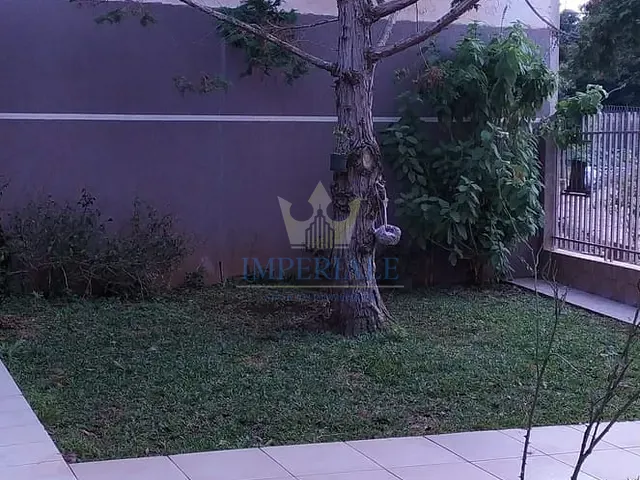 Casa com 252m² 3 quartos e 2 banheiros, à venda, no bairro Uvaranas em Ponta Grossa