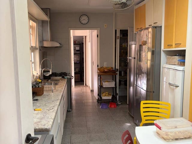 Casa 5 quartos e 4 banheiros, à venda, no bairro Jardim São Paulo II em Cotia