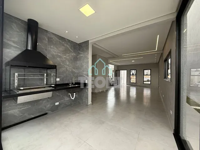 Casa com 150m² 3 quartos e 1 banheiro, à venda, no bairro Chácara Belo Horizonte em Taubaté