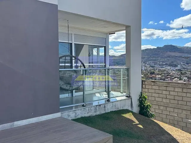 Casa 3 quartos e 4 banheiros, à venda, no bairro Praia em Itabira