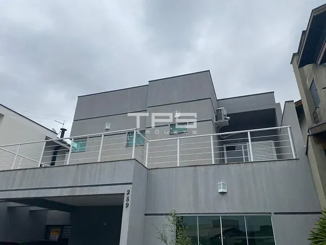 Casa com 280m² 4 quartos e 1 banheiro, à venda ou para alugar, no bairro Campos Do Conde em Tremembé