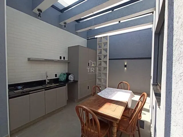 Casa com 330m² 3 quartos e 4 banheiros, à venda, no bairro Residencial Santa Maria em Valinhos