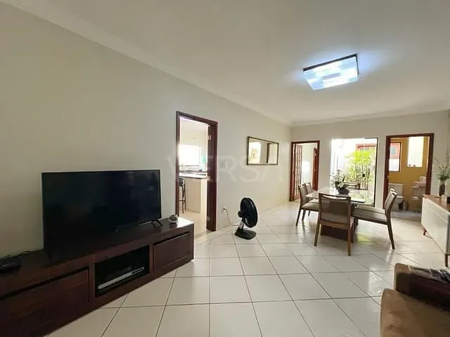 Casa com 405m² 3 quartos e 3 banheiros, à venda, no bairro Vila Santo Antônio em Rio Claro