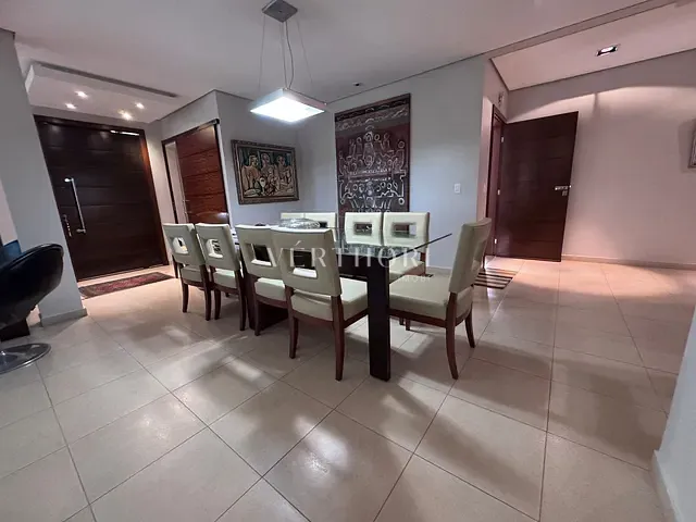 Casa 4 quartos e 6 banheiros, à venda ou para alugar, no bairro Esperança em Londrina