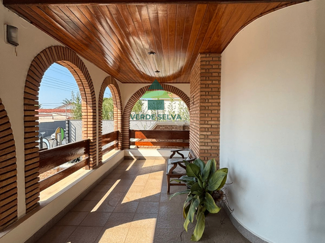 Casa com 600m² 4 quartos e 5 banheiros, para alugar, no bairro Samambaia Parque Residencial em Atibaia