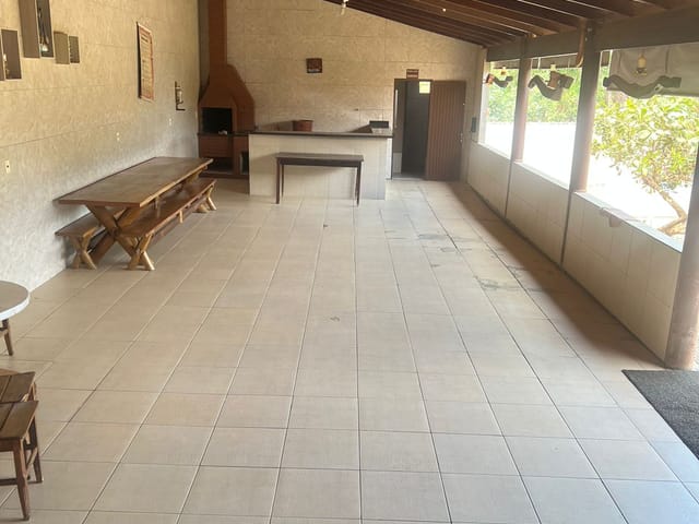 Casa com 1000m², à venda, no bairro Zona Rural em Abadiânia