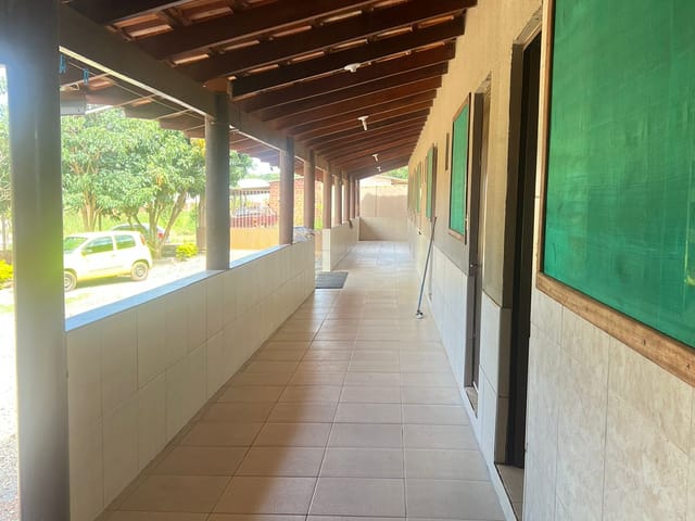 Casa com 1000m², à venda, no bairro Zona Rural em Abadiânia
