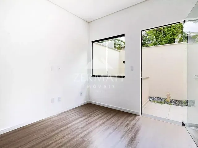 Casa com 104m² 2 quartos e 3 banheiros, à venda, no bairro Água Verde em Blumenau