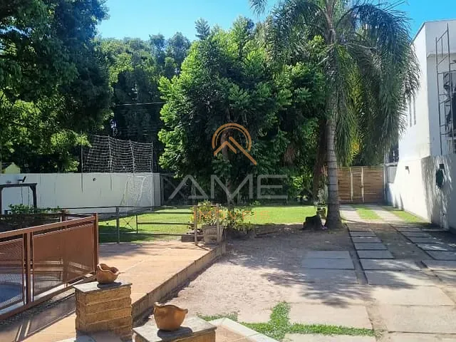 Casa com 675m² 2 quartos e 1 banheiro, à venda, no bairro Laranjal em Pelotas