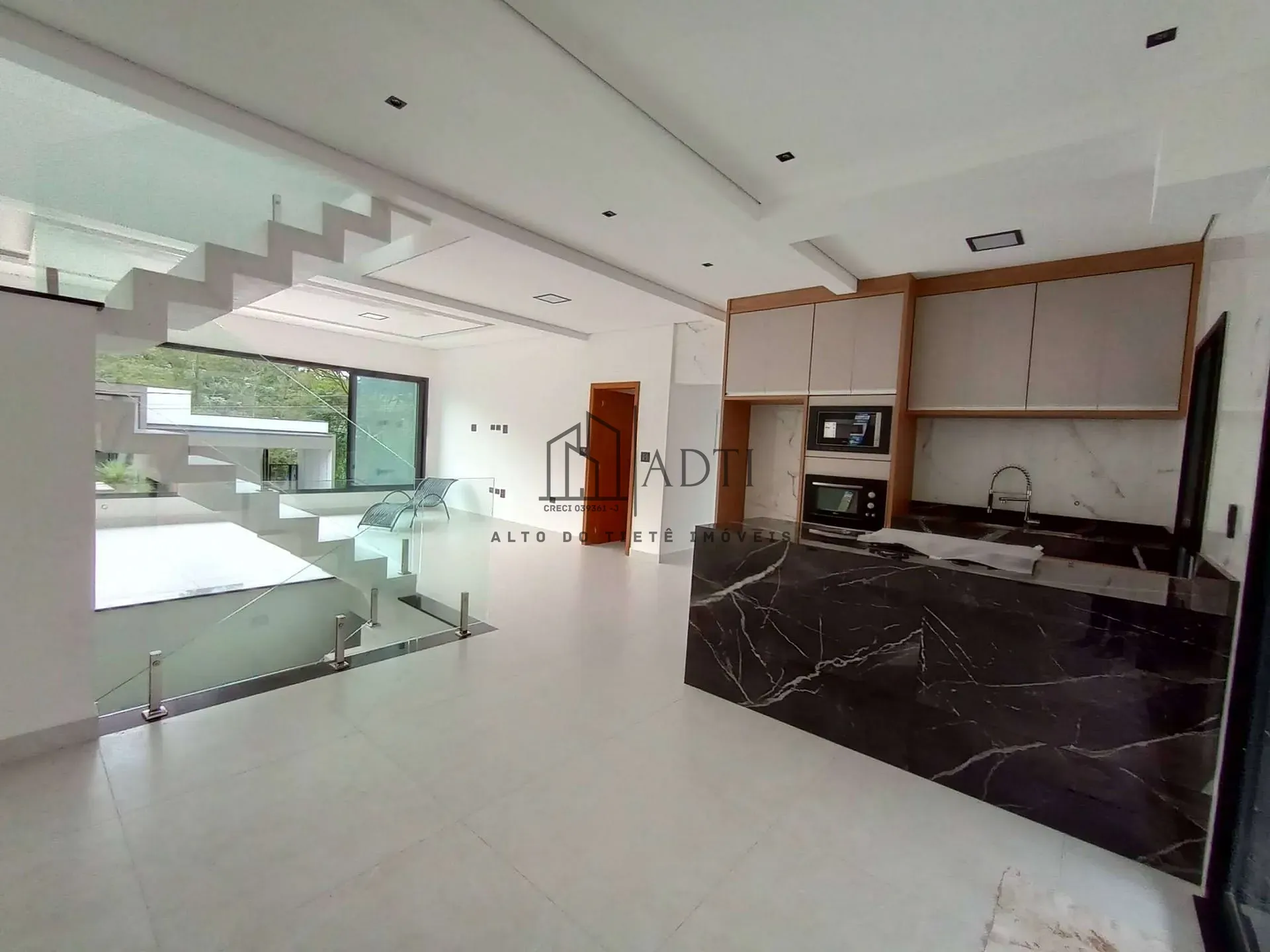 Casa, 3 quartos, 240 m² - Foto 13