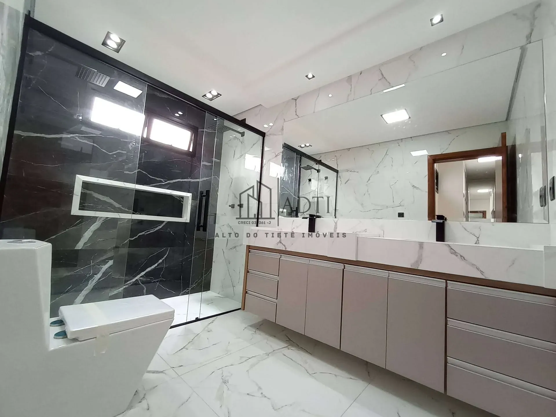 Casa, 3 quartos, 240 m² - Foto 34