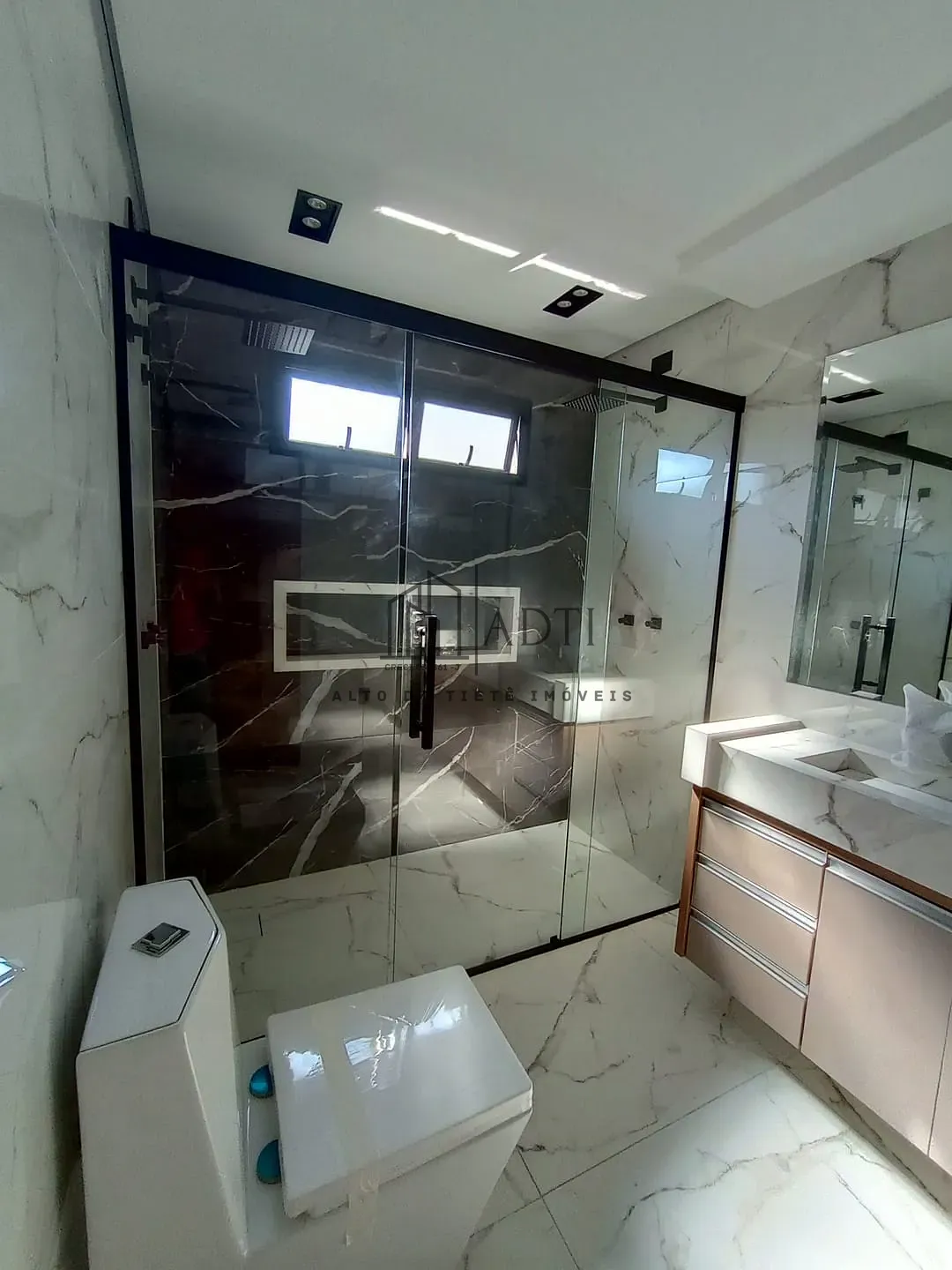 Casa, 3 quartos, 240 m² - Foto 36