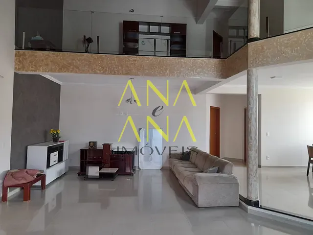 Casa 4 quartos e 5 banheiros, à venda, no bairro Residencial dos Lagos em Bragança Paulista