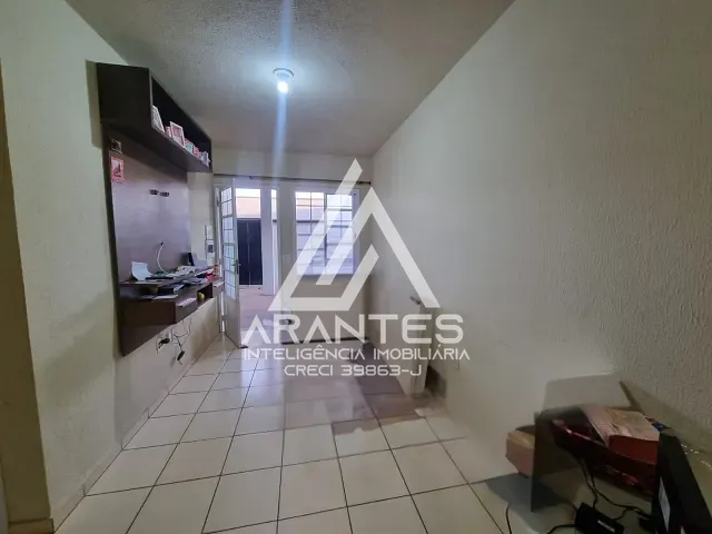 Casa 2 quartos e 1 banheiro, à venda, no bairro Conjunto Habitacional Vida Nova em Barretos