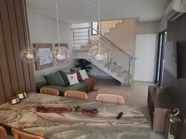 Sobrado com 151m² 3 quartos e 3 banheiros, à venda, no bairro Jardim Atlântico em Goiânia