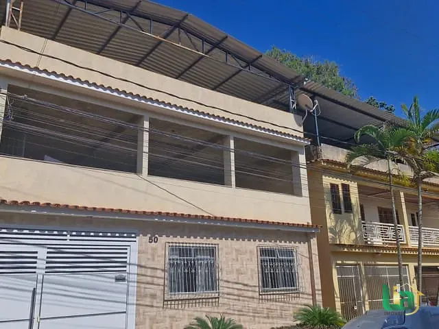 Casa 3 quartos e 2 banheiros, à venda, no bairro São Gotardo em Muriaé