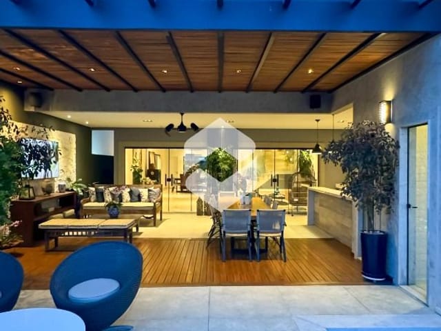 Casa com 315m², à venda, no bairro Barra da Tijuca em Rio de Janeiro