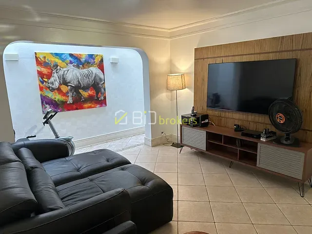 Casa com 253m² 2 quartos e 3 banheiros, à venda, no bairro Vila Yara em Osasco