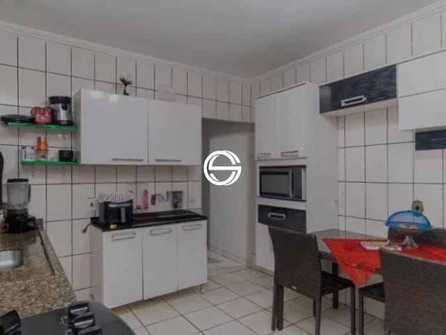 Casa 4 quartos e 3 banheiros, à venda, no bairro Itaquera em São Paulo