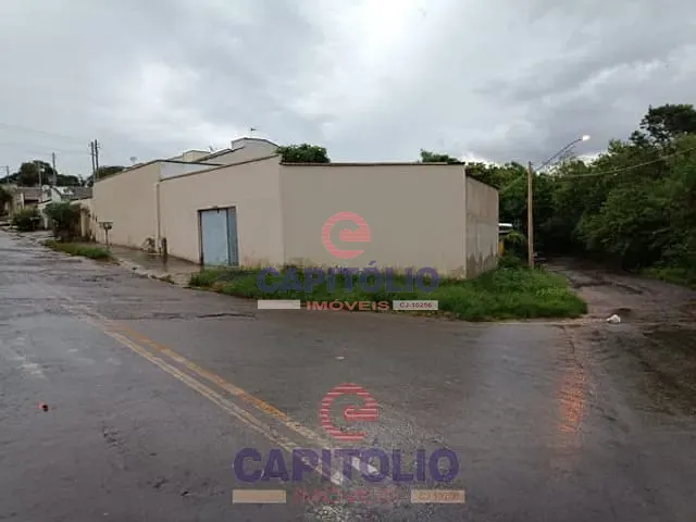 Casa com 300m² 3 quartos e 3 banheiros, à venda, no bairro Setor Recanto das Minas Gerais em Goiânia