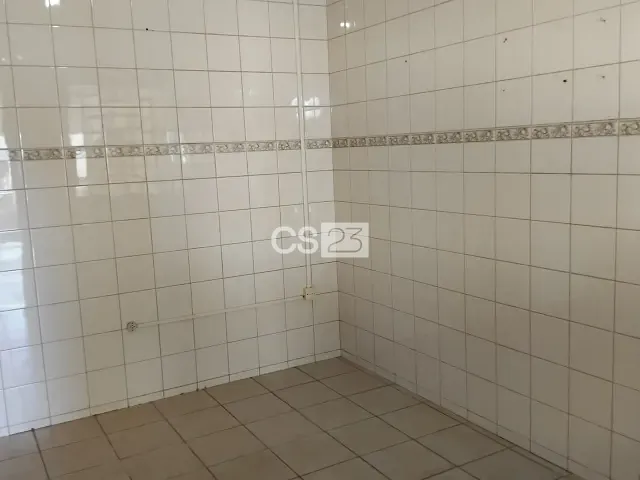 Casa com 138m² 3 quartos e 1 banheiro, para alugar, no bairro Aurora em Londrina